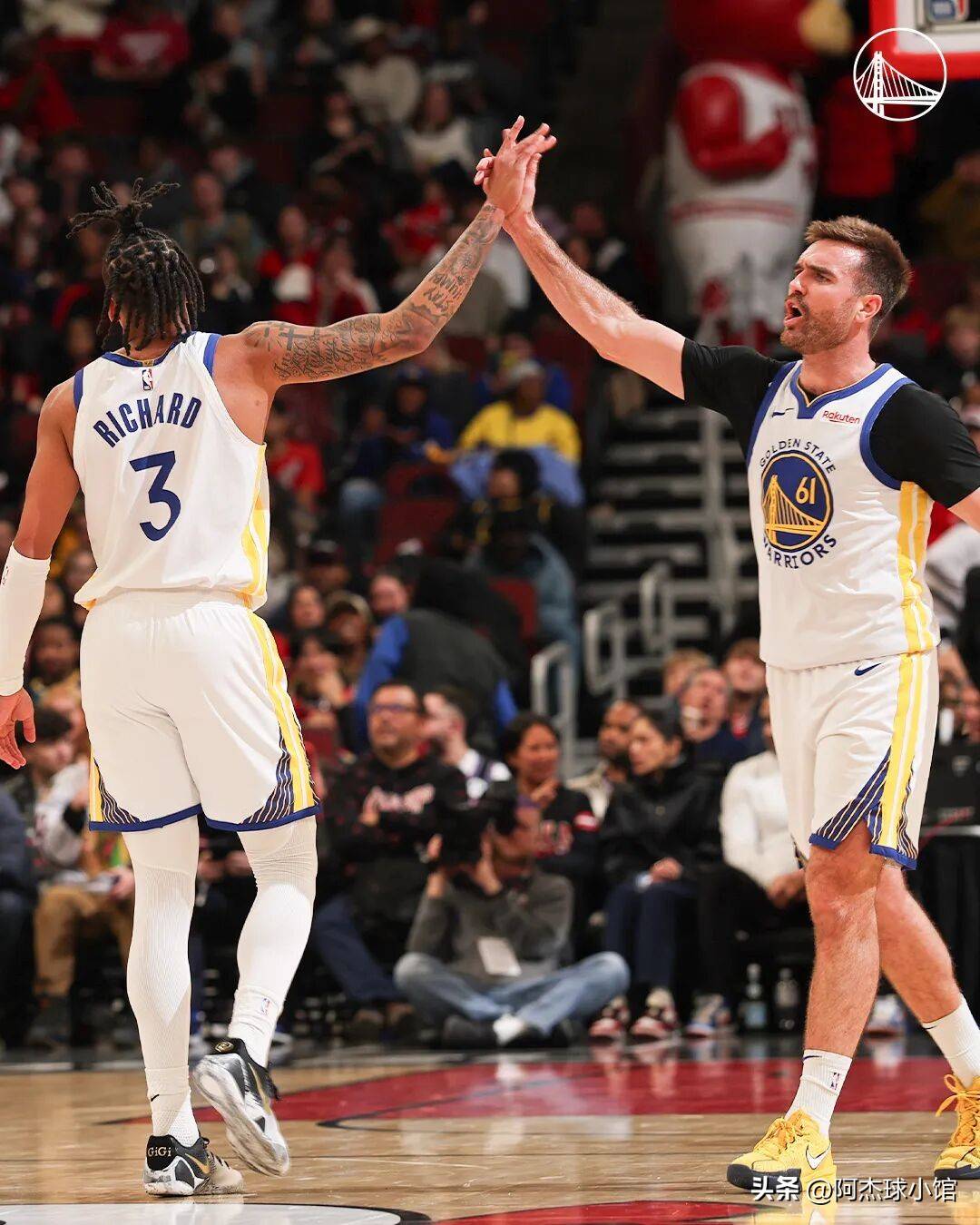 赛后克里夫兰骑士调整名单以备葡超巴特勒在勇士比赛中官方发布新规，现场解说直呼：今晨阿斯顿维拉门线救险的简单介绍