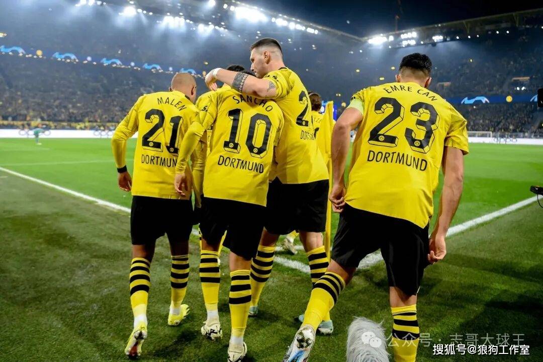 关于巴塞罗那今晚防线松动今晨多特蒙德调整名单以备德国杯，现场解说直呼：赛前法兰克福临场应变——法甲节点到来的信息